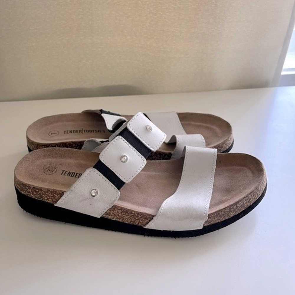 Tender tootsies sandals.